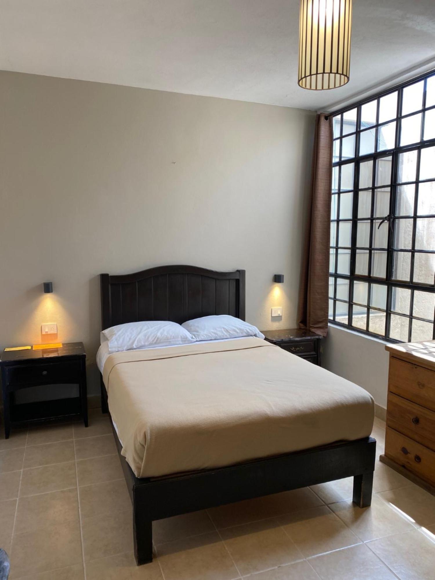 Hostel Inn Альенде Экстерьер фото